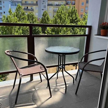Spacious 1-bedroom With Private Parking * Prag