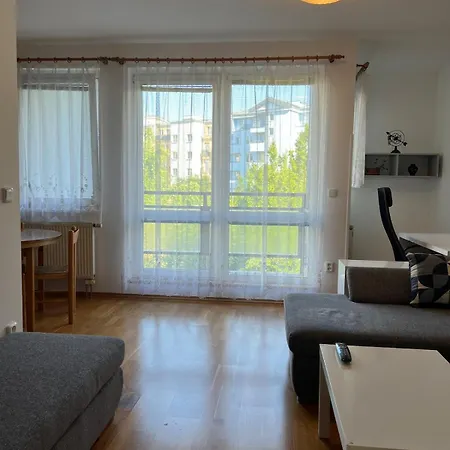 Spacious 1-bedroom With Private Parking Prag