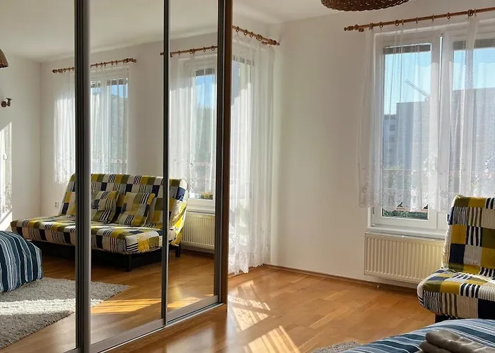 Spacious 1-bedroom With Private Parking * براغ