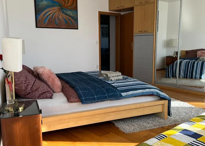 Apartmán Spacious 1-bedroom With Private Parking Praha