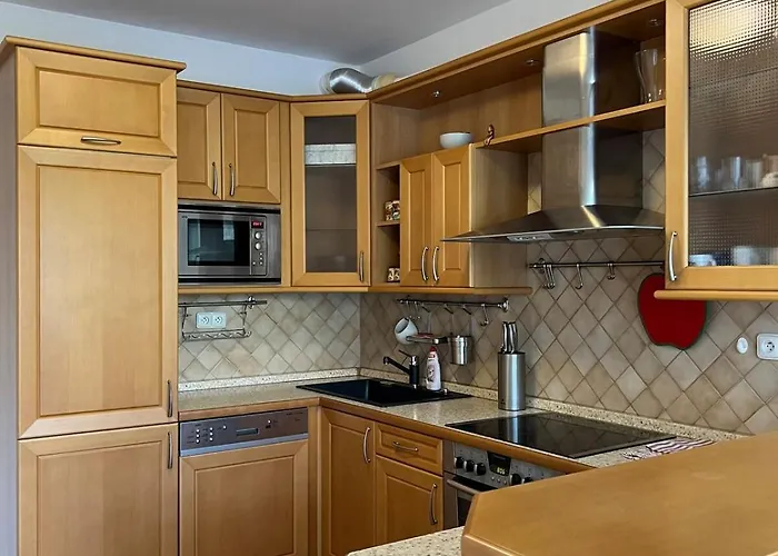 Spacious 1-bedroom With Private Parking Apartmán Praha