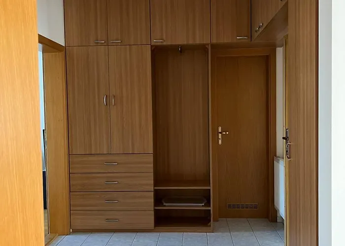 Apartmán Spacious 1-bedroom With Private Parking
