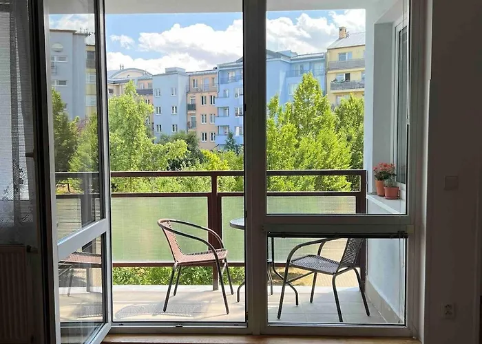 Spacious 1-bedroom With Private Parking