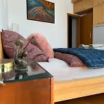 Spacious 1-bedroom With Private Parking Apartment Prague